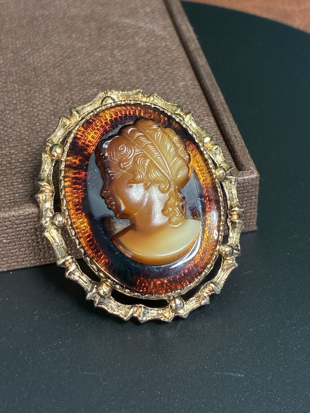Vintage Tortoise Shell Gold-Tone Cameo Brooch Pin or Pendant
